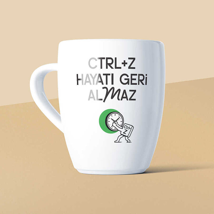 CTRL+Z Hayatı Geri Almaz Mottolu Beyaz Seramik Kupa - 1